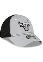 New Era Chicago Bulls Mens Graphite 2T Neo 39THIRTY Flex Hat