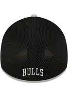 New Era Chicago Bulls Mens Graphite 2T Neo 39THIRTY Flex Hat