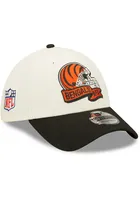 New Era Cincinnati Bengals Mens Ivory 2022 Sideline 39THIRTY Flex Hat