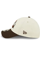 New Era Cleveland Browns Mens Ivory 2022 Sideline 39THIRTY Flex Hat