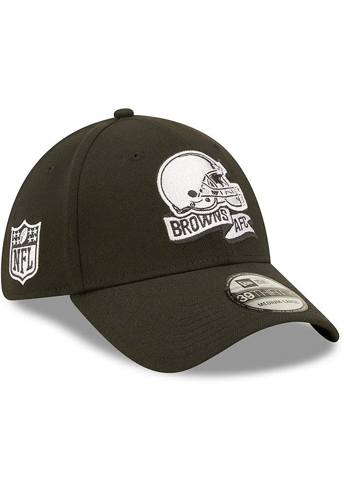 New Era Cleveland Browns Mens Black 2022 Sideline BW 39THIRTY Flex Hat