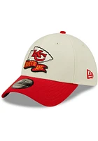 New Era Kansas City Chiefs Mens Ivory 2022 Sideline 39THIRTY Flex Hat