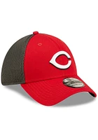 New Era Cincinnati Reds Mens Red Team Neo 39THIRTY Classic Flex Hat