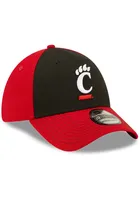 New Era Cincinnati Bearcats Mens Black Classic 39THIRTY Flex Hat