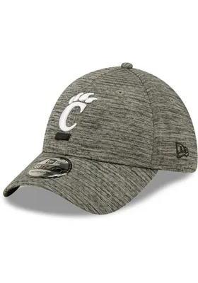 New Era Cincinnati Bearcats Mens Essential 39THIRTY Flex Hat