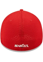 New Era Cincinnati Bearcats Mens Red Essential 39THIRTY Flex Hat