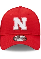New Era Nebraska Cornhuskers Mens Red Essential 39THIRTY Flex Hat