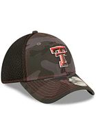 New Era Texas Tech Red Raiders Mens Black Camo 39THIRTY Flex Hat