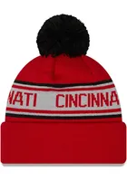 New Era Cincinnati Bearcats Red Repeat Pom Mens Knit Hat