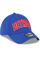 New Era Detroit Pistons Mens Blue Alt Team Classic 39THIRTY Flex Hat