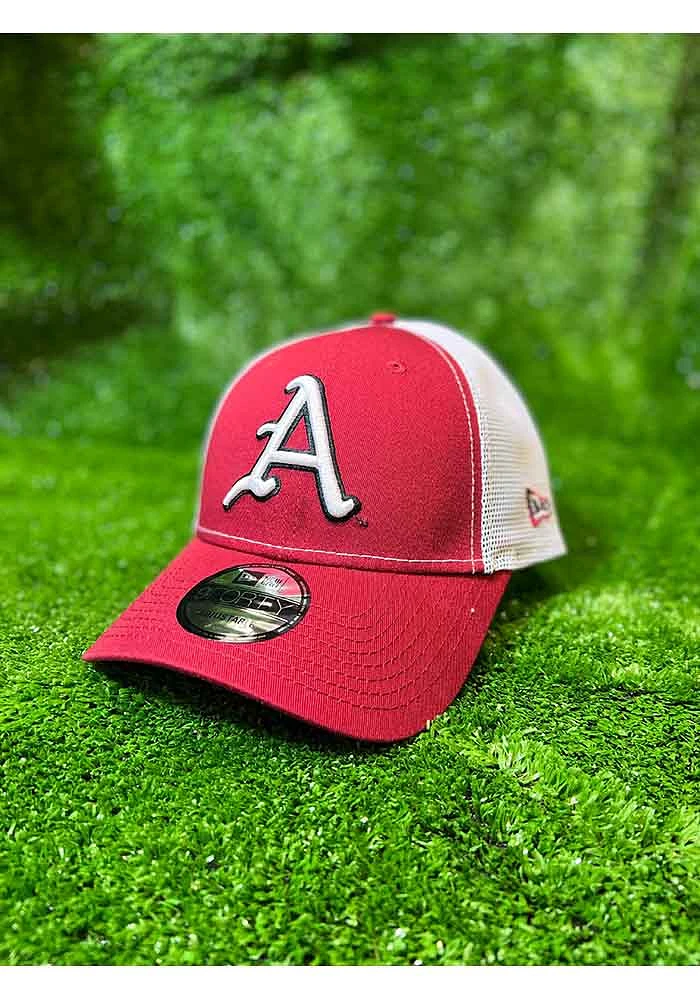 New Era Arkansas Razorbacks Trucker 9FORTY Adjustable Hat - Red