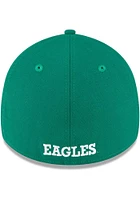 New Era Eastern Michigan Eagles Mens Green Script E Team Classic 39THIRTY Flex Hat