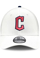 New Era Cleveland Guardians Mens White C logo Mesh Neo 39THIRTY Flex Hat