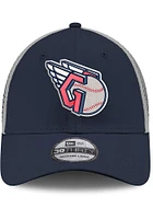 New Era Cleveland Guardians Mens Navy Blue G Logo Mesh Neo 39THIRTY Flex Hat