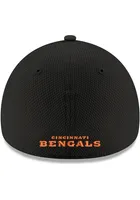 New Era Cincinnati Bengals Mens Black Color Pop Shadowtech 39THIRTY Flex Hat