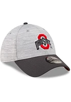 New Era Ohio State Buckeyes Mens Grey 2T Distinct Visor 39THIRTY Flex Hat