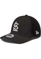 New Era St Louis Cardinals Mens STL Logo Mesh Neo 39THIRTY Flex Hat