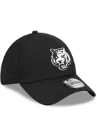 New Era Cincinnati Bengals Mens Black White Logo Neo 39THIRTY Iconic Flex Hat