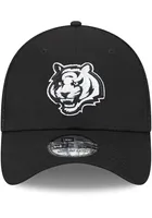 New Era Cincinnati Bengals Mens Black White Logo Neo 39THIRTY Iconic Flex Hat