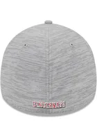 New Era Cincinnati Reds Mens Grey 2023 Clubhouse CW 39THIRTY Flex Hat