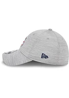 New Era Cleveland Guardians Mens Grey 2023 Clubhouse CW 39THIRTY Flex Hat