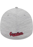 New Era Cleveland Guardians Mens Grey 2023 Clubhouse CW 39THIRTY Flex Hat