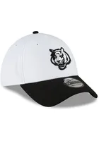 New Era Cincinnati Bengals Mens WHITE 3930 DE CINBEN OPTIC WOW B Flex Hat