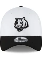 New Era Cincinnati Bengals Mens WHITE 3930 DE CINBEN OPTIC WOW B Flex Hat