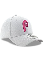 New Era Philadelphia Phillies Mens White Retro Diamond 39THIRTY Flex Hat