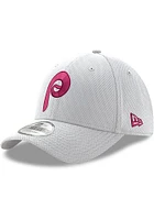 New Era Philadelphia Phillies Mens White Retro Diamond 39THIRTY Flex Hat