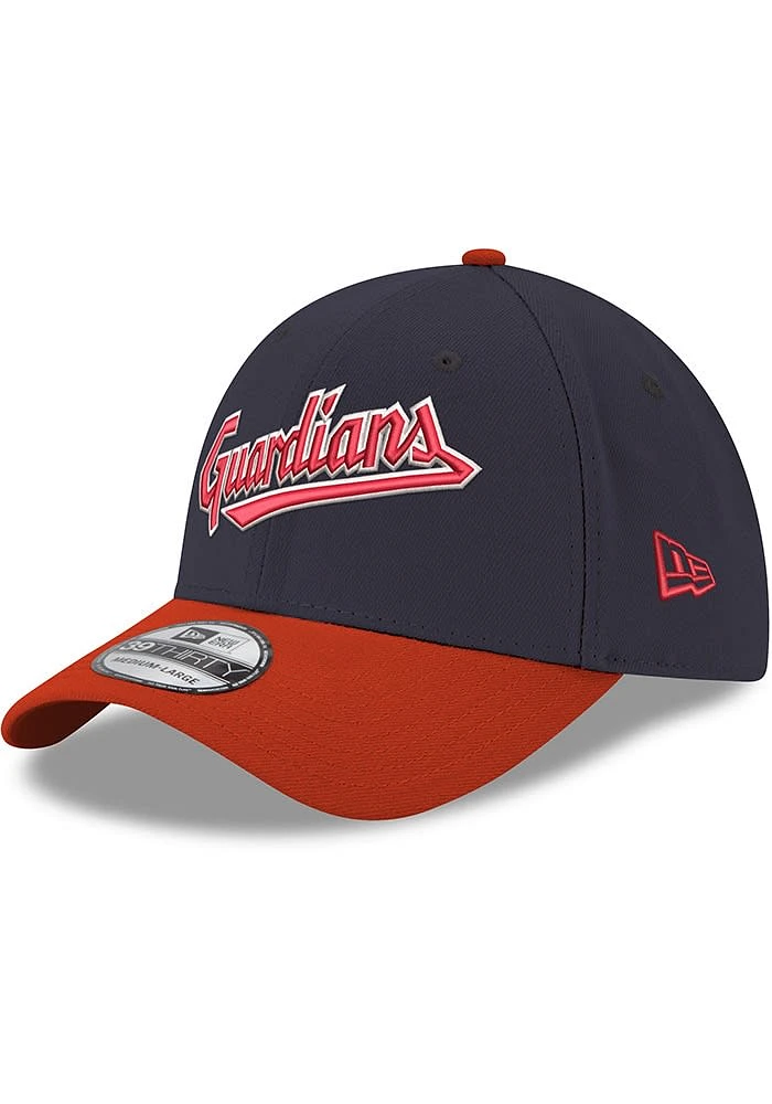 New Era Cleveland Guardians Mens Navy Blue Team Classic 39THIRTY Sport Flex Hat