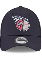 New Era Cleveland Guardians Mens Navy Blue Team Classic 39THIRTY Iconic Flex Hat