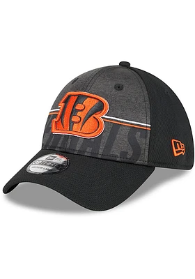 New Era Cincinnati Bengals Black 2023 Training Camp JR 39THIRTY Classic Youth Flex Hat