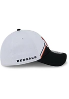 New Era Cincinnati Bengals Mens Black 2023 Sideline 39THIRTY Flex Hat