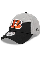 New Era Cincinnati Bengals 2023 Sideline GRA Stretch 9FORTY Adjustable Hat - Grey