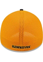 New Era Iowa Hawkeyes Mens Black Evergreen  Team Neo 39THIRTY Flex Hat