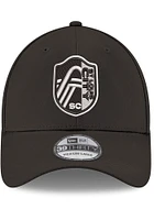 New Era St Louis City SC Mens Black Tonal Primary Crest 39THIRTY Flex Hat