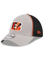 New Era Cincinnati Bengals Mens Grey Pipe Neo 39THIRTY Flex Hat