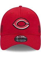 New Era Cincinnati Reds Mens Red 2024 Clubhouse Alt 39THIRTY Flex Hat