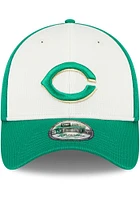 New Era Cincinnati Reds Mens Green 2024 St Patricks Day 39THIRTY Flex Hat