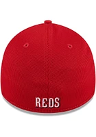 New Era Cincinnati Reds Mens Red 2024 Batting Practice 39THIRTY Flex Hat