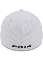 New Era Cincinnati Bengals Mens Active Arrow Stitch 39THIRTY Flex Hat