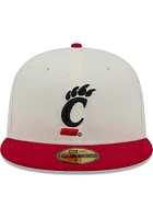 New Era Cincinnati Bearcats Mens White Chrome 2T Evergreen 59FIFTY Fitted Hat