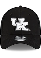 New Era Kentucky Wildcats Mens Black and White Logo 39THIRTY Flex Hat