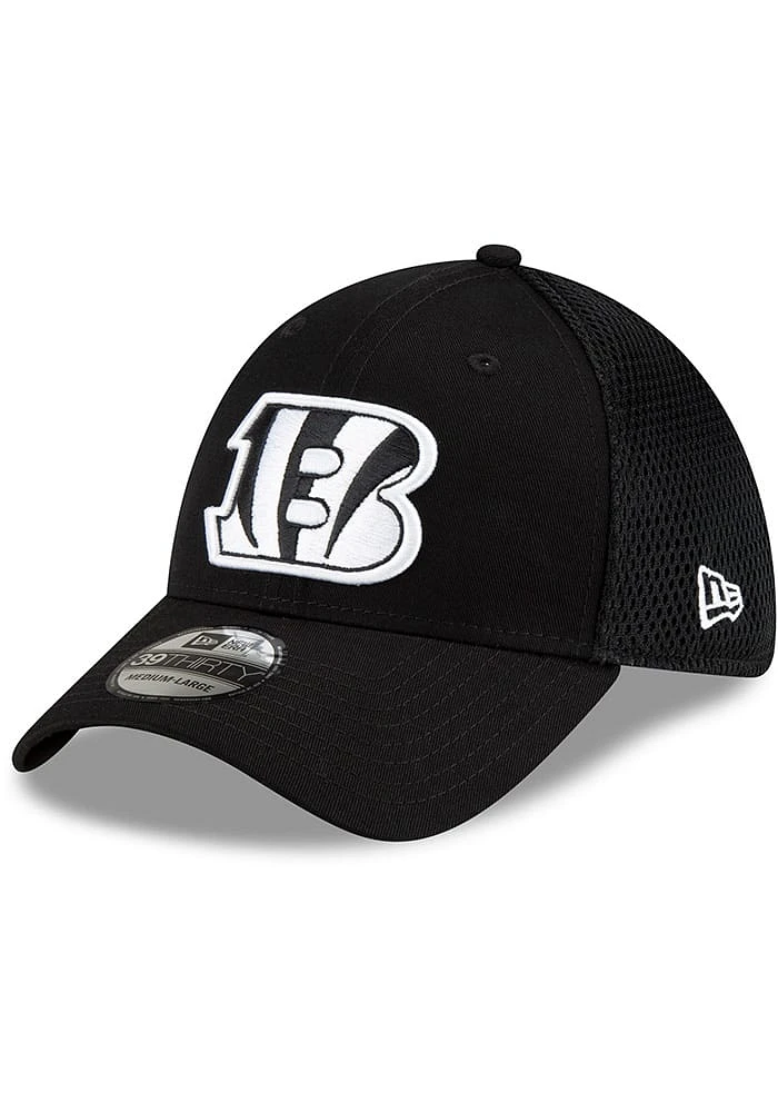 New Era Cincinnati Bengals Mens Black and White Logo 39THIRTY Flex Hat