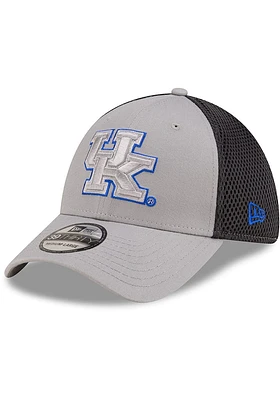 New Era Kentucky Wildcats Mens Graphite and Grey Tonal Logo 39THIRTY Flex Hat