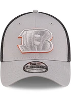 New Era Cincinnati Bengals Mens Graphite and Grey Tonal Logo 39THIRTY Flex Hat