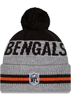 New Era Cincinnati Bengals Grey Runner Cuff Pom Mens Knit Hat