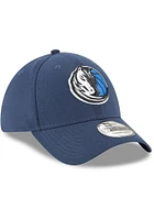 New Era Dallas Mavericks Mens Navy Blue Team Classic 39THIRTY Flex Hat