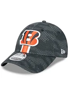 New Era Cincinnati Bengals Black 2024 Sideline JR Stretch 9FORTY Youth Adjustable Hat